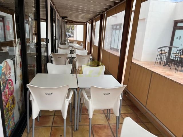 Local Commercial à vendre à Costa Teguise, Teguise - 260 000 € (Ref: 9633727)