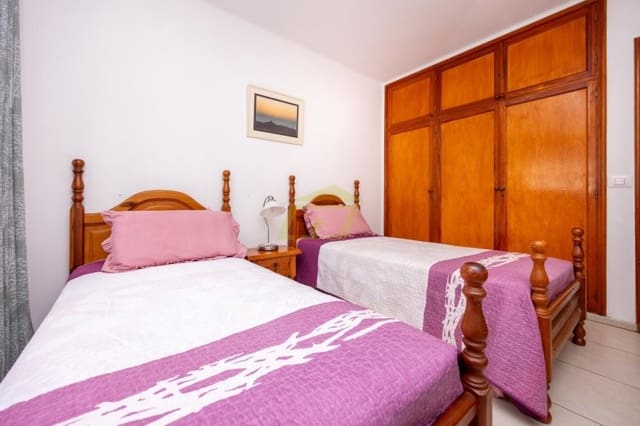 2 soveværelse Lejlighed til salg i Puerto del Carmen, Tías med swimmingpool - € 315.000 (Ref: 9633729)