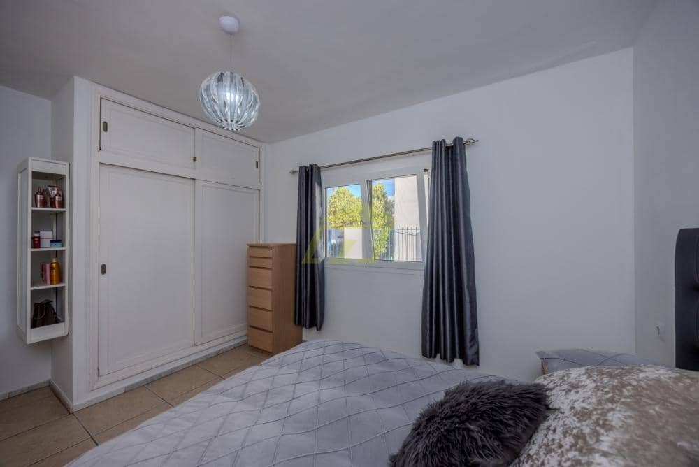 2 soverom Leilighet til salgs i Puerto del Carmen - € 269 500 (Ref: 9633730)