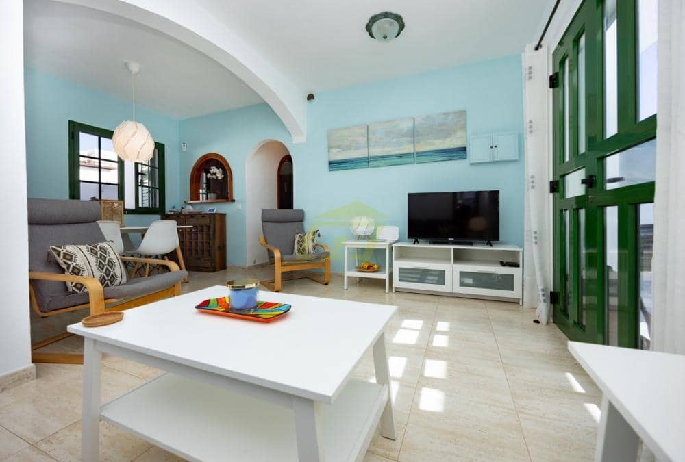 3 sovrum Villa till salu i Playa Blanca med pool - 369 000 € (Ref: 9633731)