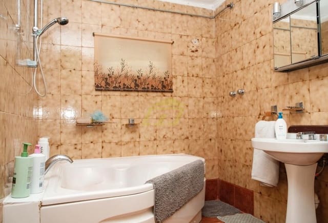 3 chambre Villa/Maison à vendre à Puerto del Carmen, Tías - 950 000 € (Ref: 9633732)