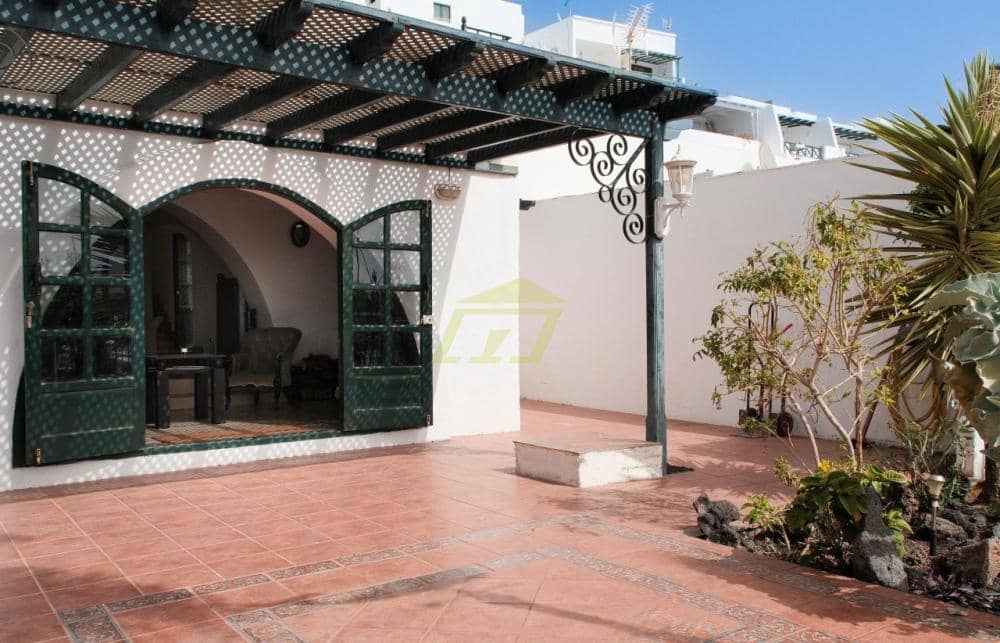 3 chambre Villa/Maison à vendre à Puerto del Carmen - 950 000 € (Ref: 9633732)