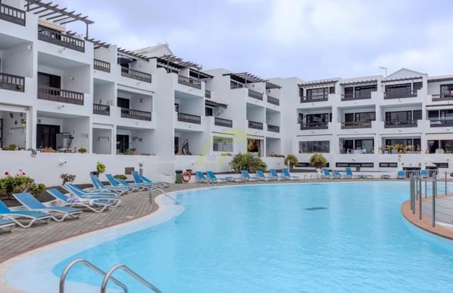 2 slaapkamer Appartement te koop in Costa Teguise, Teguise met zwembad - € 380.000 (Ref: 9633733)