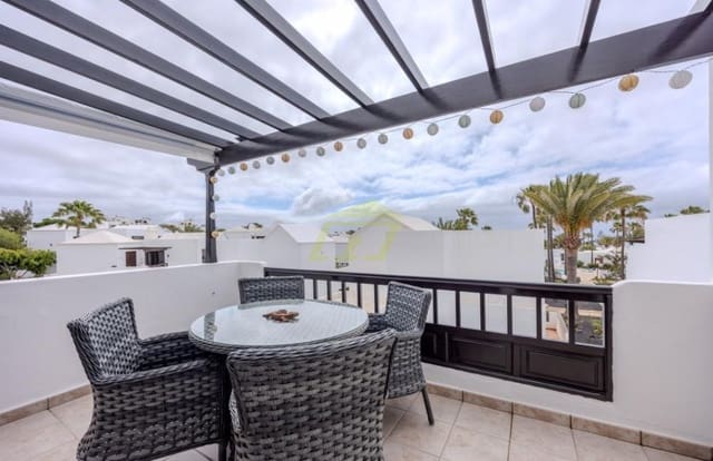 2 slaapkamer Appartement te koop in Costa Teguise, Teguise met zwembad - € 380.000 (Ref: 9633733)