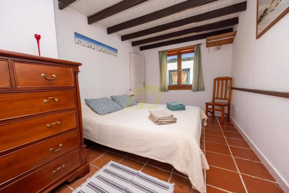 3 soveværelse Bungalow til salg i Tabayesco med swimmingpool garage - € 680.000 (Ref: 9636294)