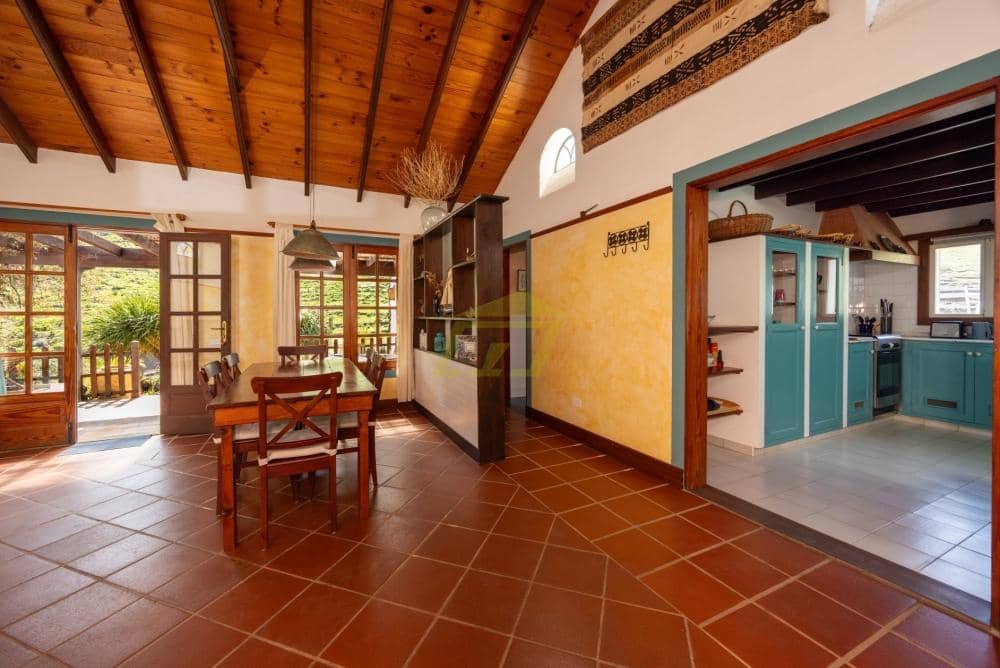 3 soveværelse Bungalow til salg i Tabayesco med swimmingpool garage - € 680.000 (Ref: 9636294)