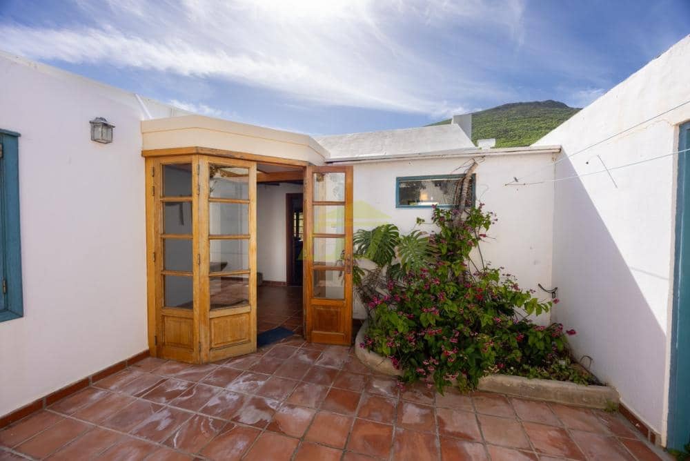 3 soveværelse Bungalow til salg i Tabayesco med swimmingpool garage - € 680.000 (Ref: 9636294)