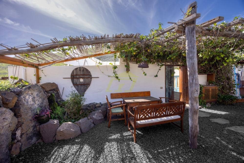 3 soveværelse Bungalow til salg i Tabayesco med swimmingpool garage - € 680.000 (Ref: 9636294)