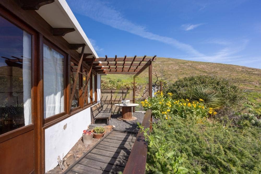 3 soveværelse Bungalow til salg i Tabayesco med swimmingpool garage - € 680.000 (Ref: 9636294)