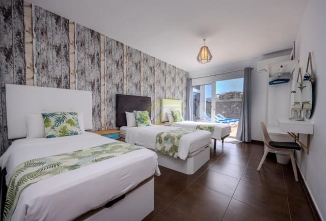 6 quarto Moradia para venda em Tías com piscina - 950 000 € (Ref: 9647548)