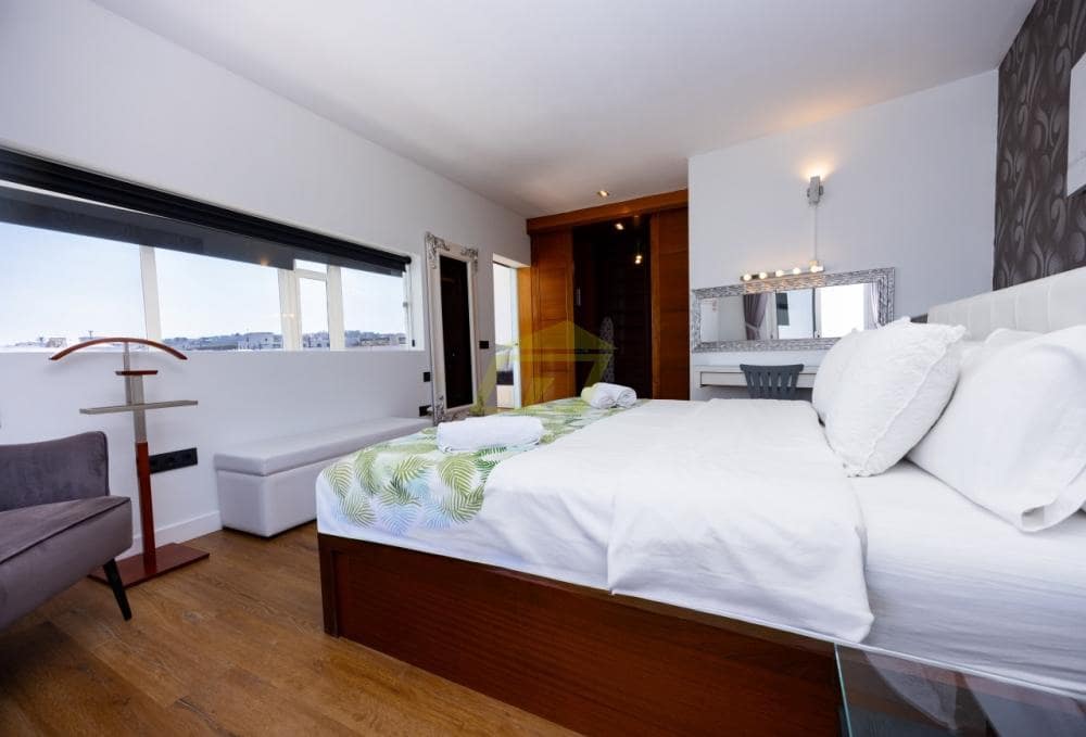 6 quarto Moradia para venda em Tias com piscina - 950 000 € (Ref: 9647548)