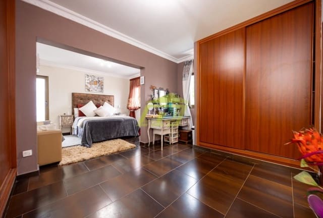 4 chambre Villa/Maison à vendre à Yaiza avec piscine - 650 000 € (Ref: 9658185)