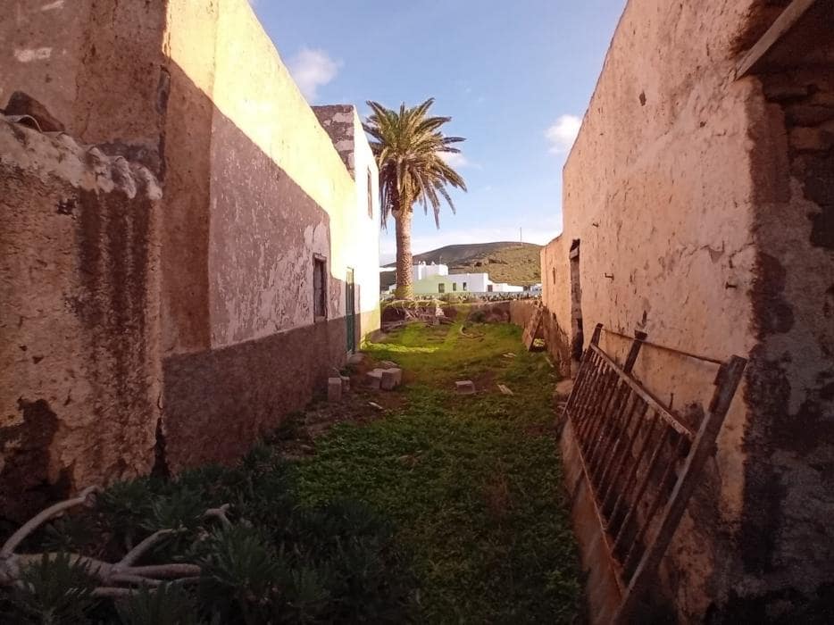 4 chambre Villa/Maison à vendre à Guatiza - 650 000 € (Ref: 9669876)