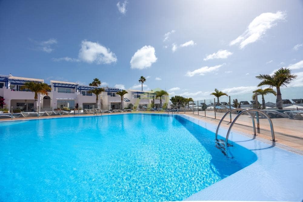 1 Zimmer Apartment zu verkaufen in Matagorda mit Pool - 235.000 € (Ref: 9673758)