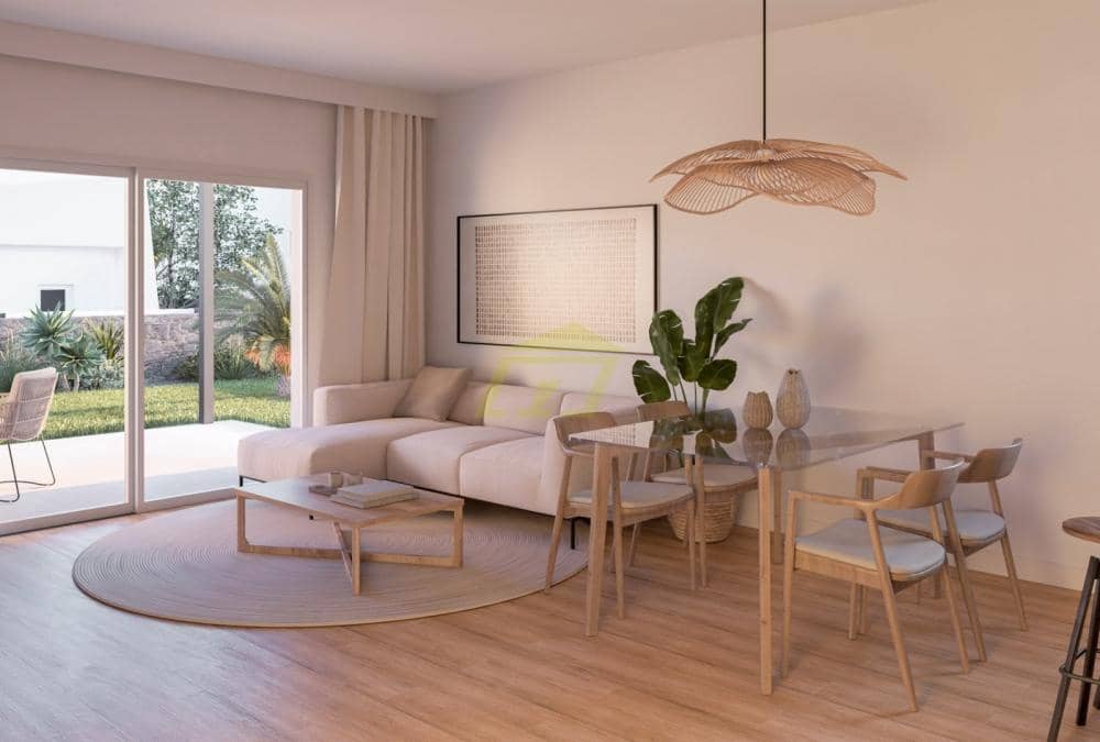 2 makuuhuone Huvila myytävänä paikassa Playa Blanca mukana 
autotalli - 319 000 € (Ref: 9679399)