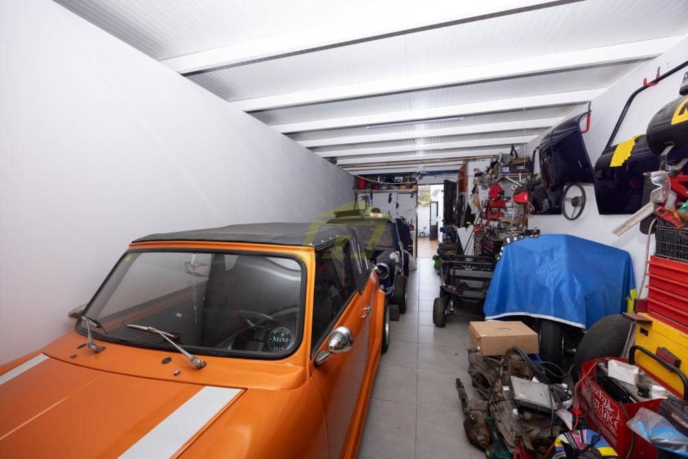 3 quarto Moradia para venda em Uga com piscina - 475 000 € (Ref: 9685976)