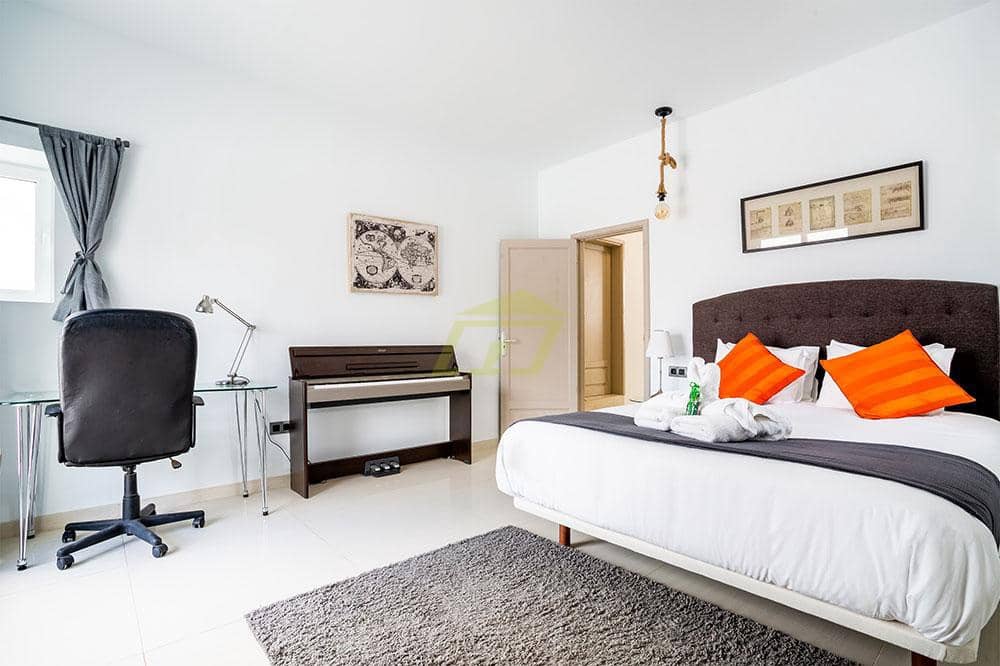 6 soverom Villa til salgs i Tabayesco - € 1 800 000 (Ref: 9685977)