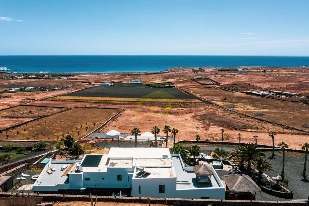 6 soverom Villa til salgs i Tabayesco - € 1 800 000 (Ref: 9685977)