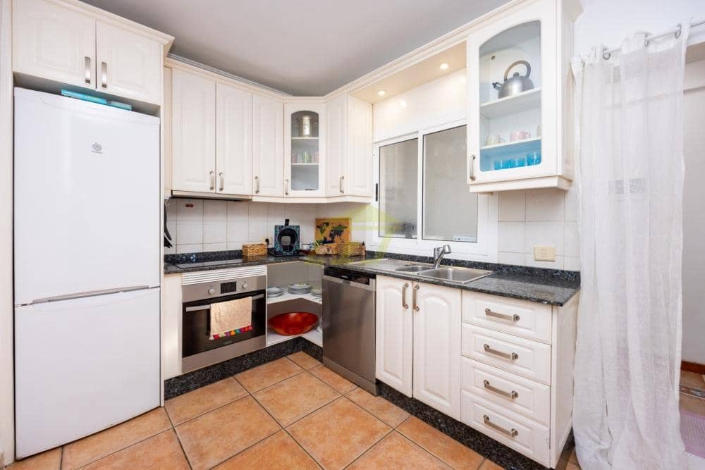 5 Zimmer Villa zu verkaufen in Playa Honda mit Garage - 495.000 € (Ref: 9685978)