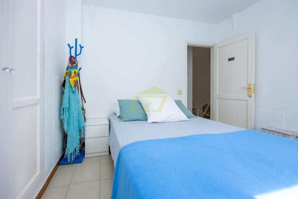 5 Zimmer Villa zu verkaufen in Playa Honda mit Garage - 495.000 € (Ref: 9685978)