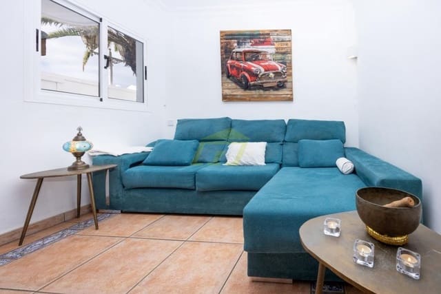 5 sypialnia Willa na sprzedaż w Playa Honda, San Bartolomé z garażem - 495 000 € (Ref: 9685978)