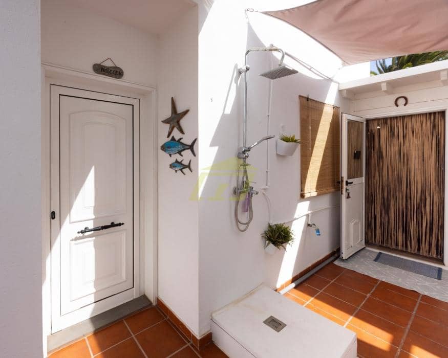 5 Zimmer Villa zu verkaufen in Playa Honda mit Garage - 495.000 € (Ref: 9685978)