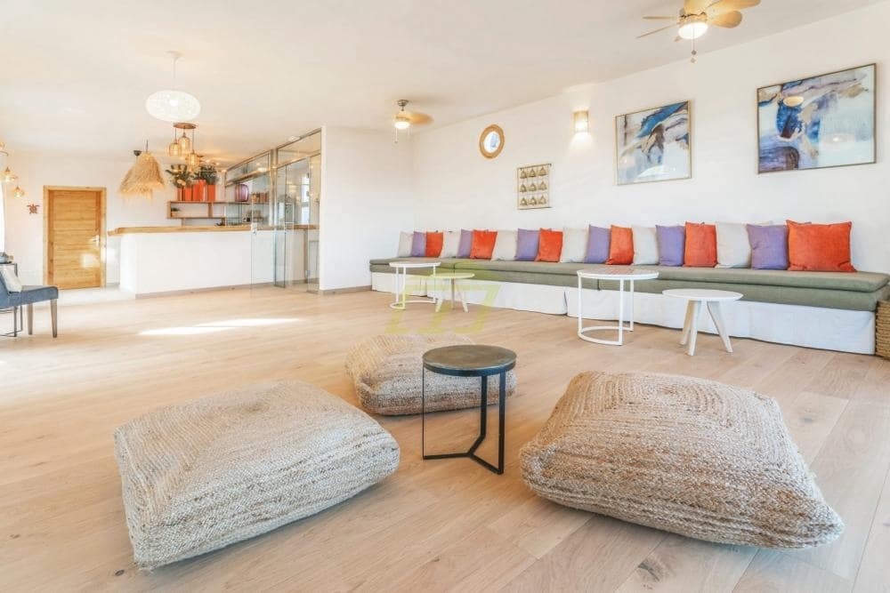 5 soveværelse Hotel til salg i Charco del Palo med swimmingpool - € 2.500.000 (Ref: 9689970)