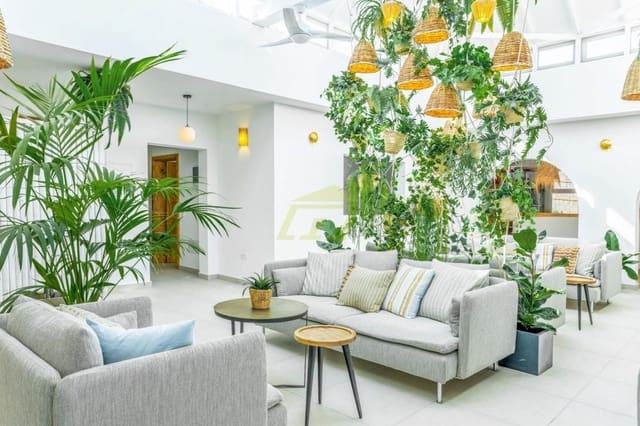 5 soveværelse Hotel til salg i Charco del Palo, Haría med swimmingpool - € 2.500.000 (Ref: 9689970)