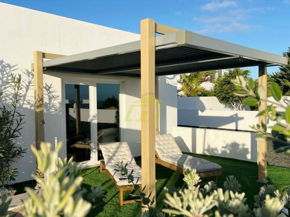 3 bedroom Villa for sale in Costa Teguise - € 738,000 (Ref: 9710981)