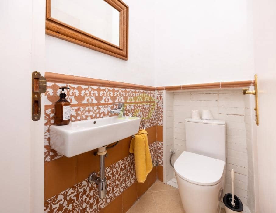 5 bedroom Bungalow for sale in Costa Teguise with pool - € 847,000 (Ref: 9714443)