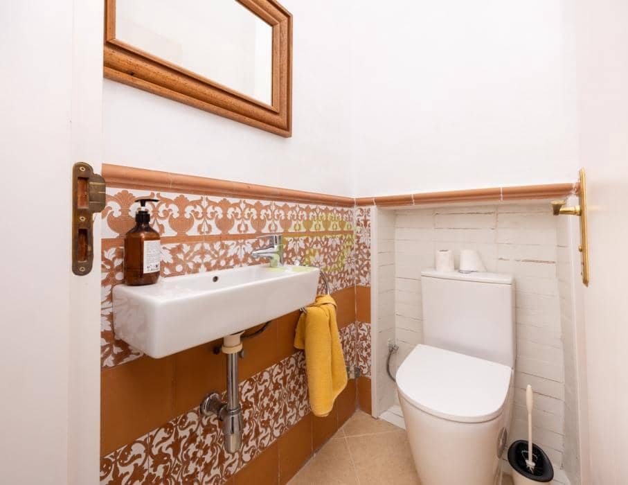 5 bedroom Bungalow for sale in Costa Teguise with pool - € 847,000 (Ref: 9714443)