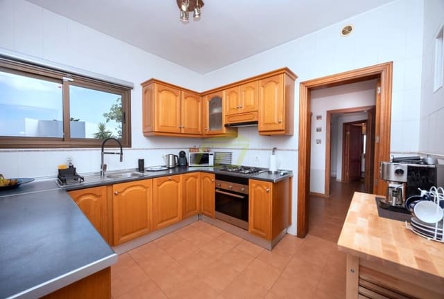 3 camera da letto Villa in vendita in Playa Blanca, Yaiza con piscina garage - 544.000 € (Rif: 9714444)