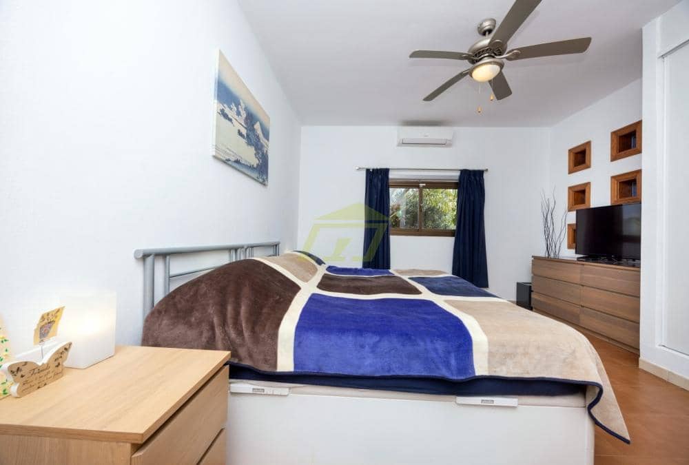 3 bedroom Villa for sale in Playa Blanca with pool garage - € 544,000 (Ref: 9714444)