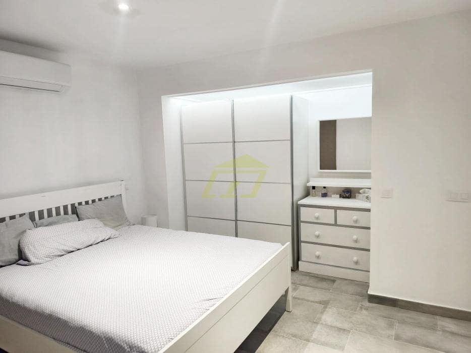 3 Zimmer Villa zu verkaufen in Yaiza mit Pool - 1.275.000 € (Ref: 9721037)