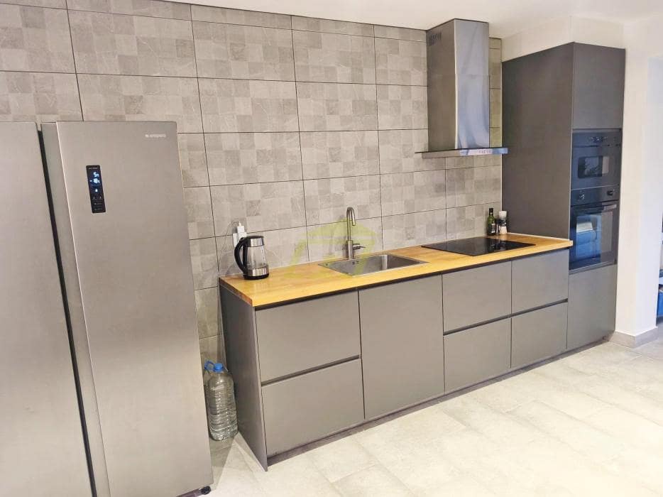 3 Zimmer Villa zu verkaufen in Yaiza mit Pool - 1.275.000 € (Ref: 9721037)
