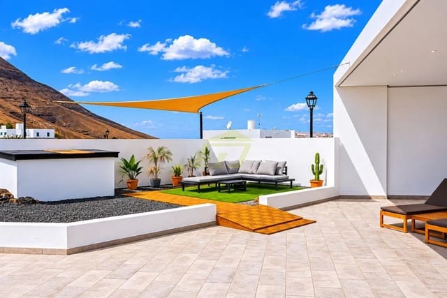 3 chambre Villa/Maison à vendre à Yaiza avec piscine - 1 275 000 € (Ref: 9721037)