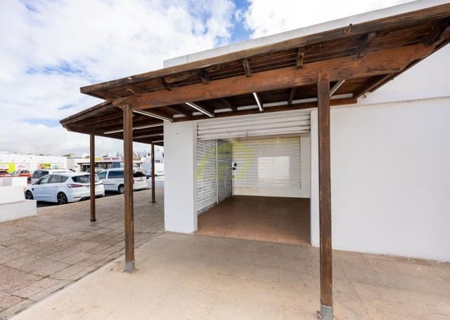 Kommersiell til salgs i Costa Teguise, Teguise - € 200 000 (Ref: 9731629)