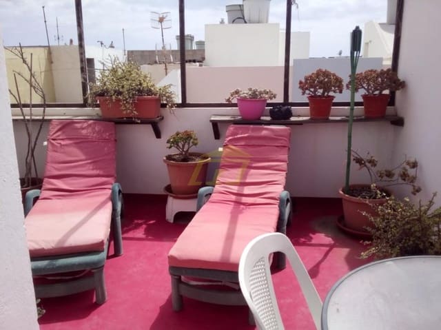2 chambre Appartement à vendre à Arrecife - 199 000 € (Ref: 9737873)