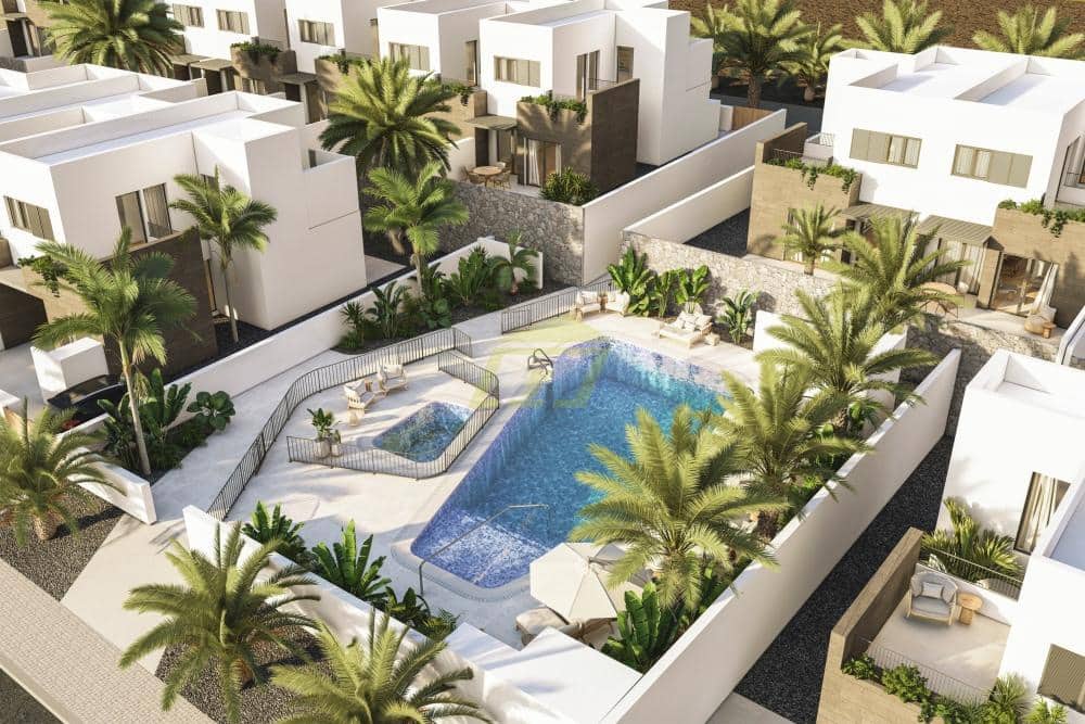 3 bedroom Villa for sale in Costa Teguise with pool - € 358,500 (Ref: 9737874)