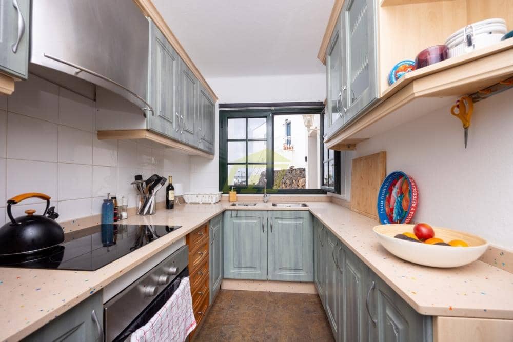 3 soveværelse Villa til salg i Punta Mujeres med swimmingpool garage - € 315.000 (Ref: 9747547)