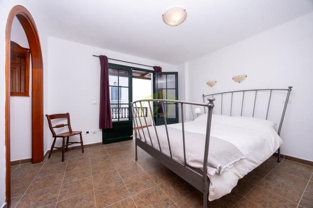 3 soveværelse Villa til salg i Punta Mujeres, Haría med swimmingpool garage - € 315.000 (Ref: 9747547)