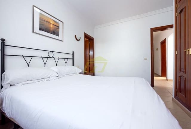 3 camera da letto Villa in vendita in Playa Blanca, Yaiza con piscina - 499.000 € (Rif: 9747548)