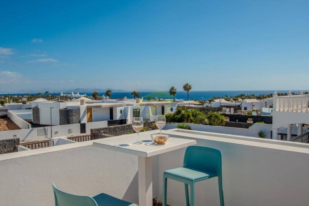 5 quarto Moradia para venda em Playa Blanca com piscina - 695 000 € (Ref: 9747549)