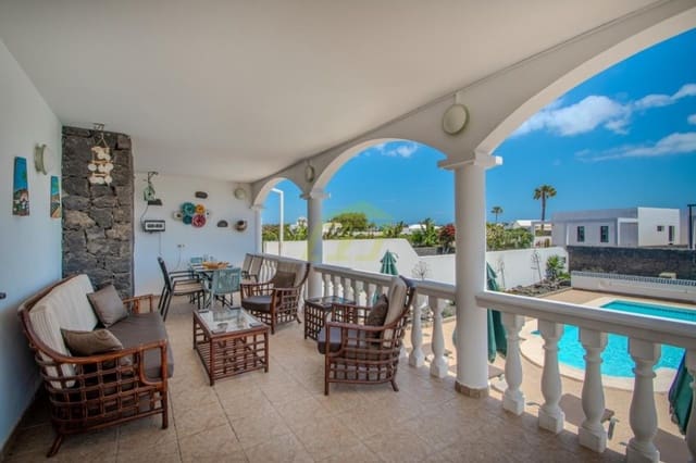 5 quarto Moradia para venda em Playa Blanca, Yaiza com piscina - 695 000 € (Ref: 9747549)