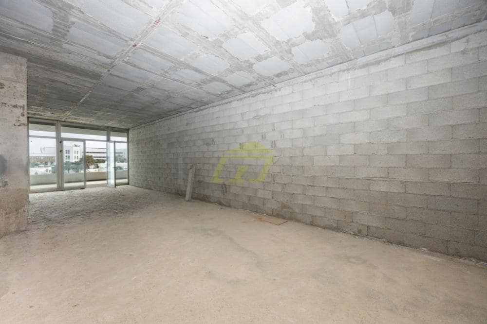 Commercial for sale in Puerto del Carmen - € 320,000 (Ref: 9747550)