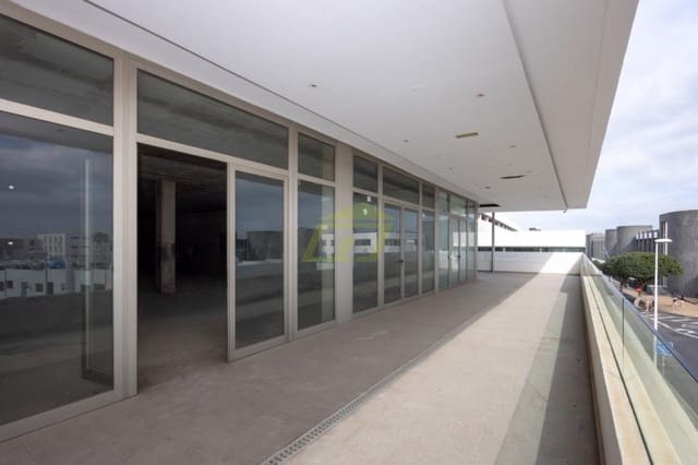 Erhverv til salg i Puerto del Carmen, Tías - € 320.000 (Ref: 9747550)