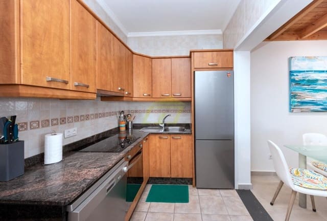 3 quarto Moradia para venda em Playa Blanca, Yaiza com piscina - 465 000 € (Ref: 9747552)