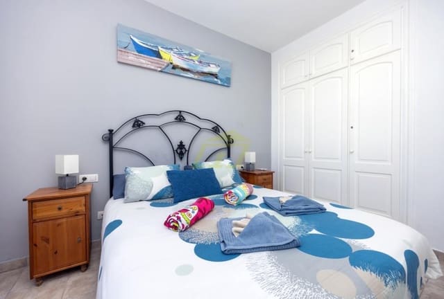 3 quarto Moradia para venda em Playa Blanca, Yaiza com piscina - 465 000 € (Ref: 9747552)