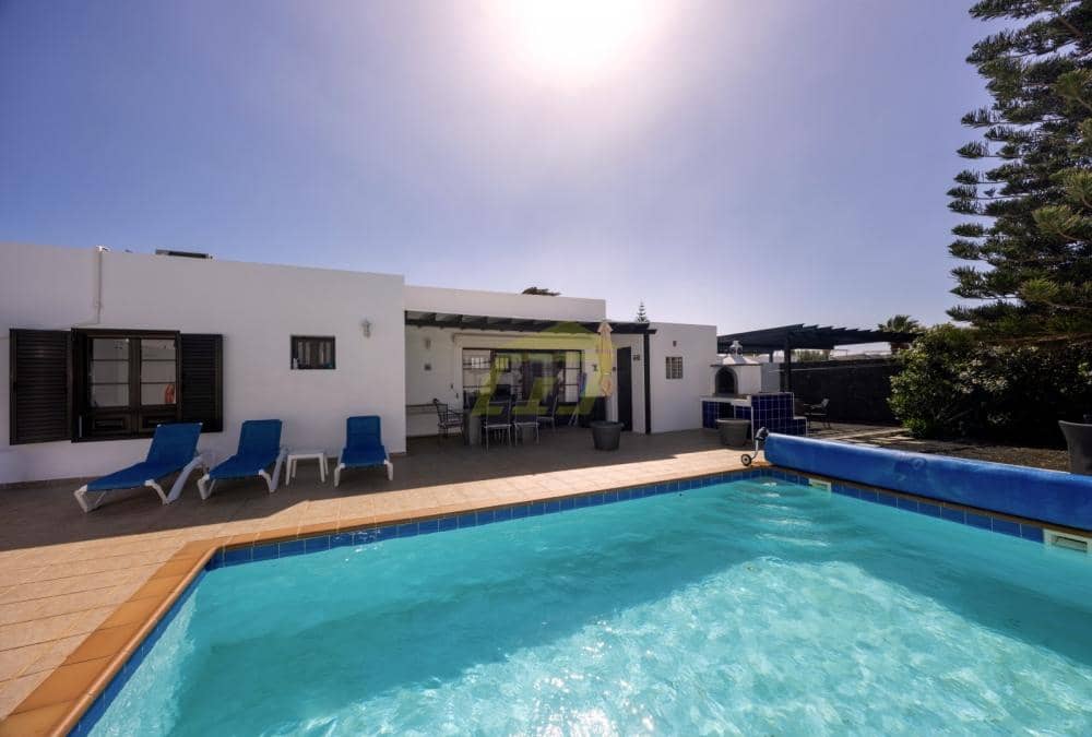 3 chambre Villa/Maison à vendre à Playa Blanca avec piscine - 465 000 € (Ref: 9747552)