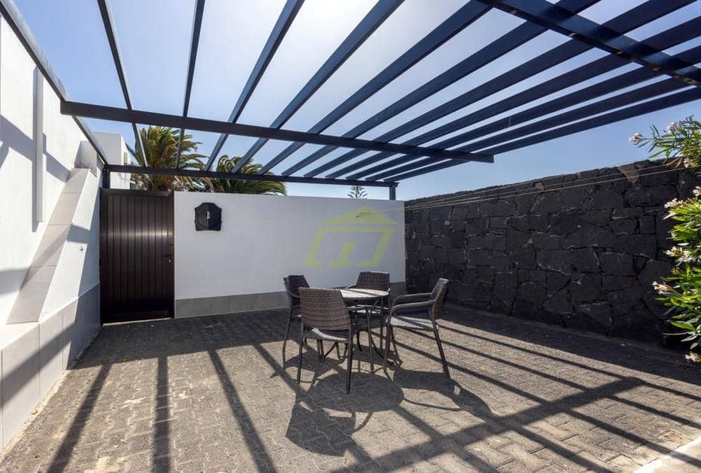 3 chambre Villa/Maison à vendre à Playa Blanca avec piscine - 465 000 € (Ref: 9747552)